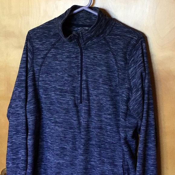 Fleece 1/4 zip pullover with collar - Picture 2 of 4